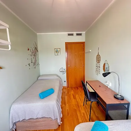 Aribau 33 *